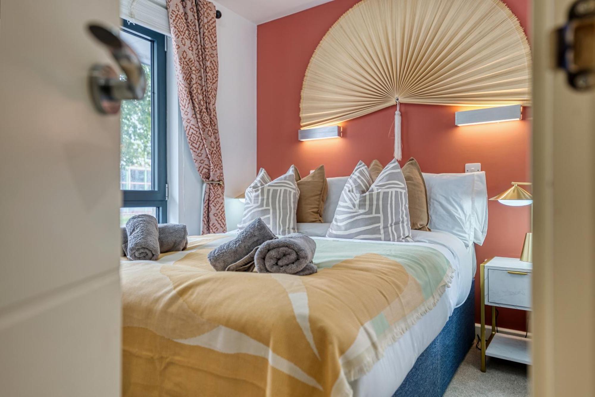 1 Bedroom Ocean Village Luxurious, Stylish & Cosy Apartment, Central Location In Southampton, Sleeps 4 - Summer Special Offer! - By Blue Puffin Stays Exterior foto